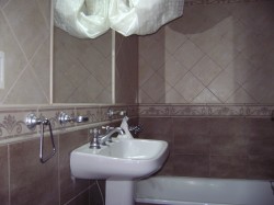 3_62ab8281bb9a26.38552259.jpg