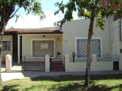 Casa tipo P.H. frente (4 Amb)
